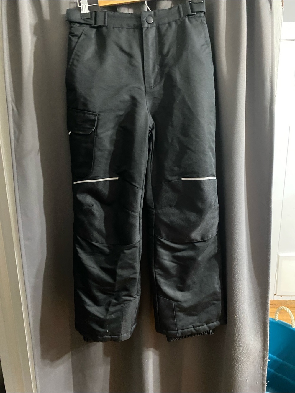 Swiss Tech Boys 10/12 Black Cargo Snow Pants with Reflective Trim EUC CLEAN